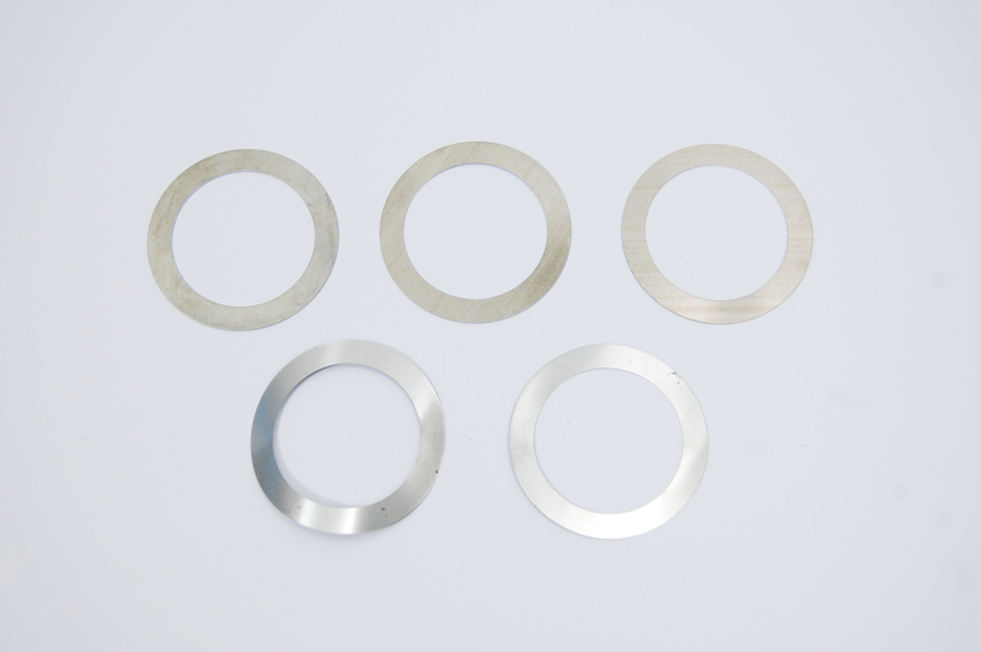 Set of crank shims for end float