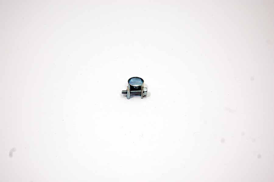 Oil fuel pipe clip to suit 5/16 bore pipe or 8mm pipe