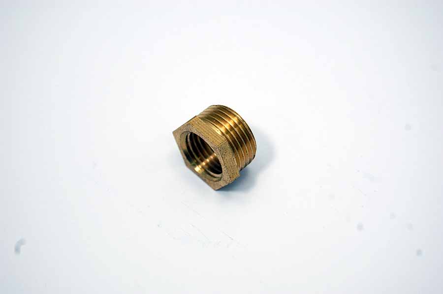 Adaptor fuel tap/tank 1/4 to 3/8  gas thread UK A10/A65