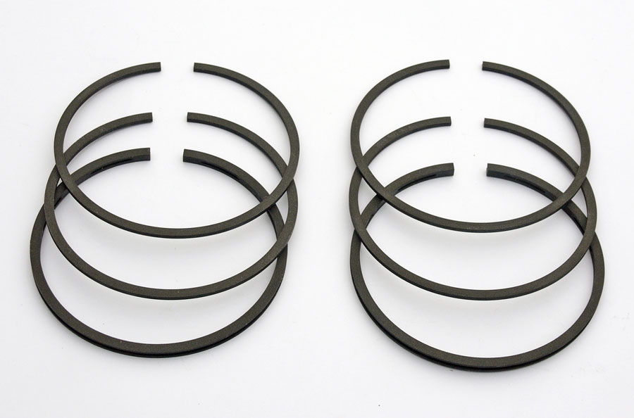 A65 Piston ring set  +060 AE 