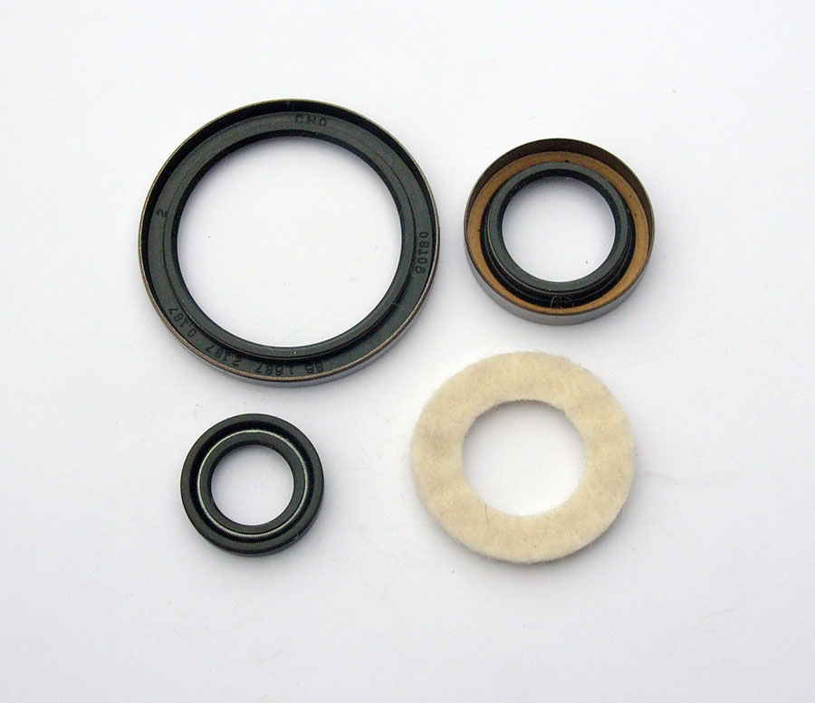 A50 A65 oil seal set 1969-1973