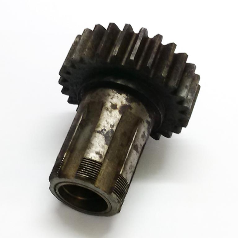 Mainshaft sleeve gear 26T new old stock