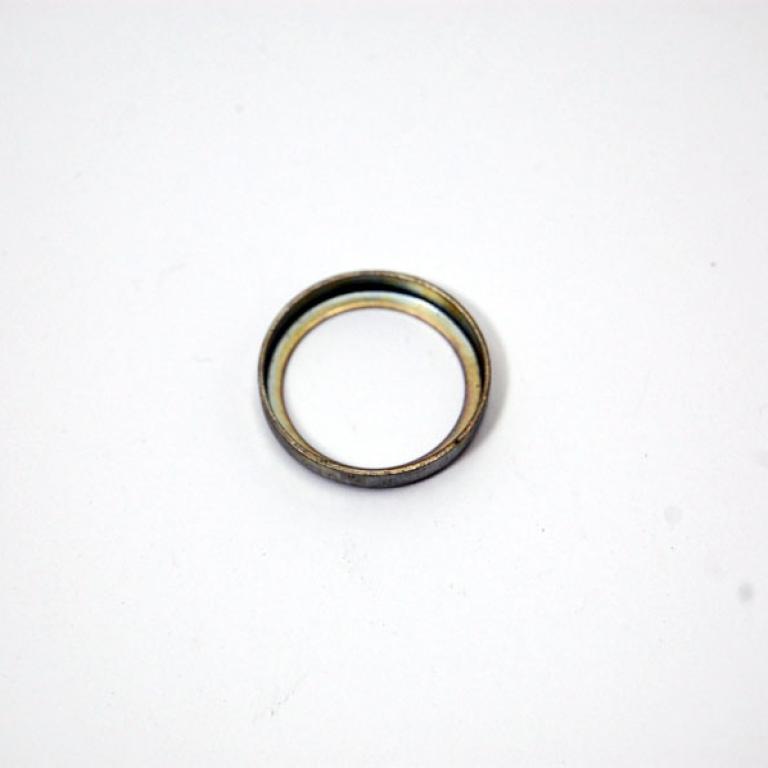 K/START SHAFT SEAL COVER