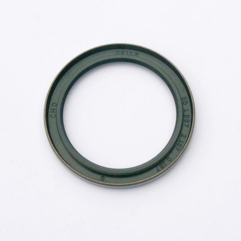 Drive side oil seal Steel cased as original