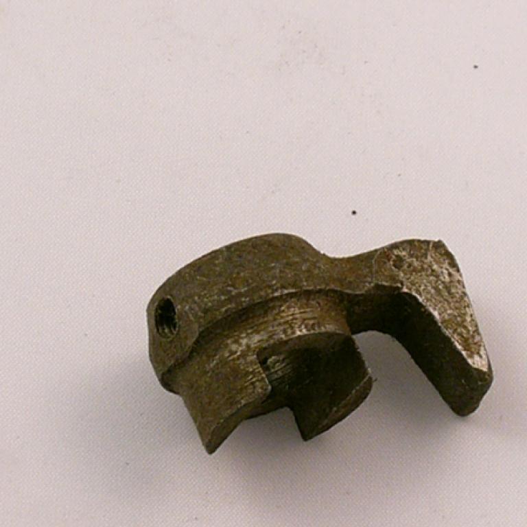 Stop plate for gearchange spring A50 A65 1966-73