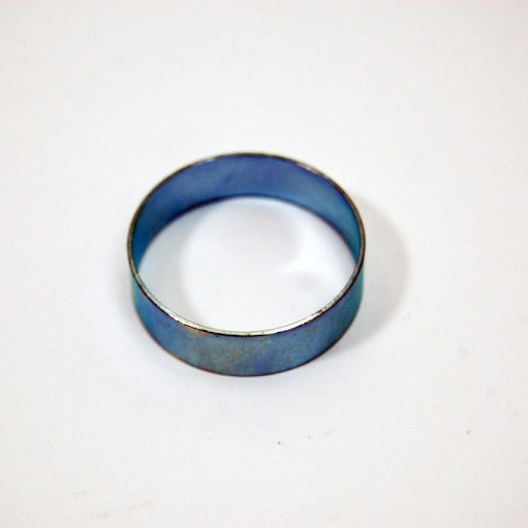 T140 Pushrod tube collar 80 on