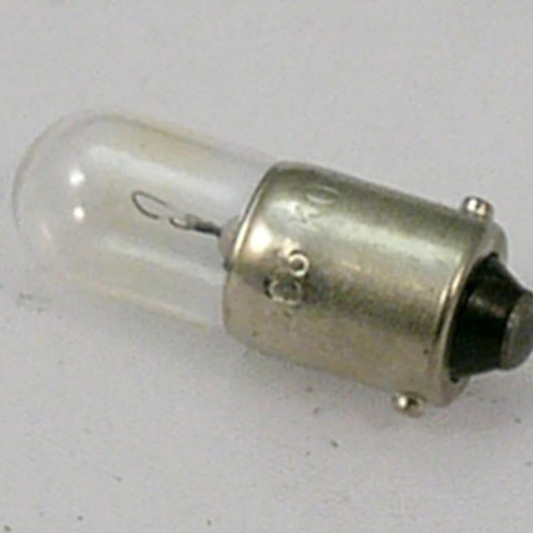 12 V Pilot Bulb also speedo bulb -bayonet fitting