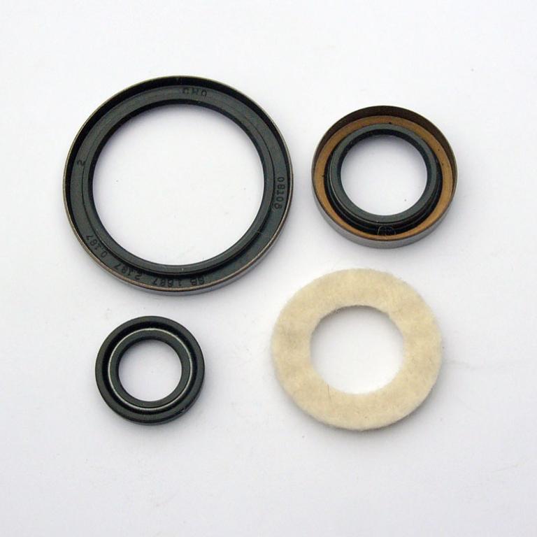 A50 A65 oil seal set 1969-1973